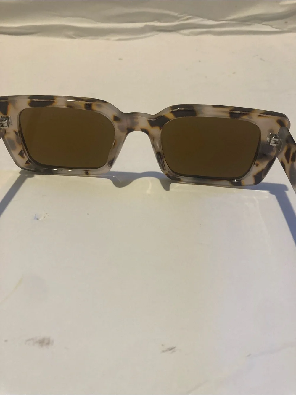 Tortoiseshell Rectangular Sunglasses - Brown Lenses